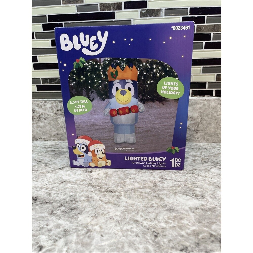 Bluey 3.5ft Lighted Christmas Inflatable Yard Decor 🎅🎁 FAST SHIPPING 🚚✅